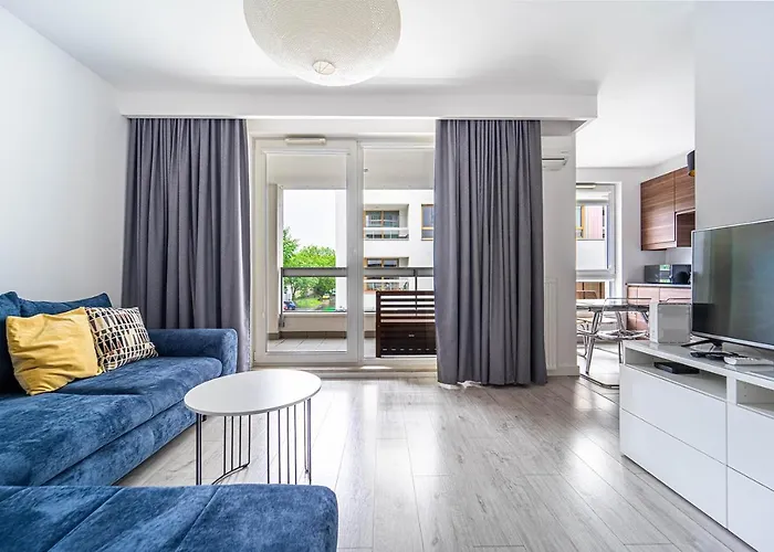 Kolska Grey Apartment