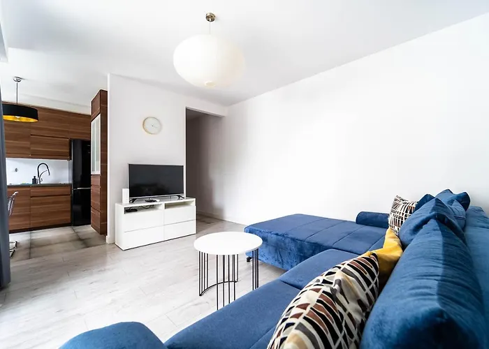 Kolska Grey Apartment